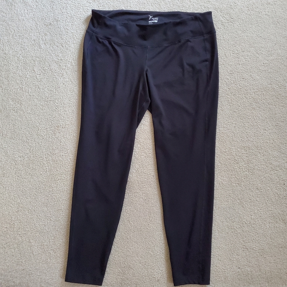 Old Navy Active | Plus Size Exercise Leggings - image 1